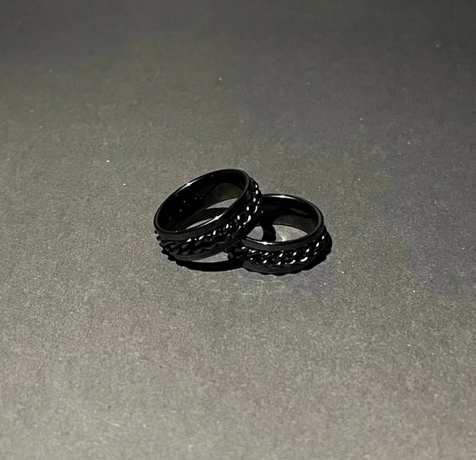 Chained Obsidian Ring